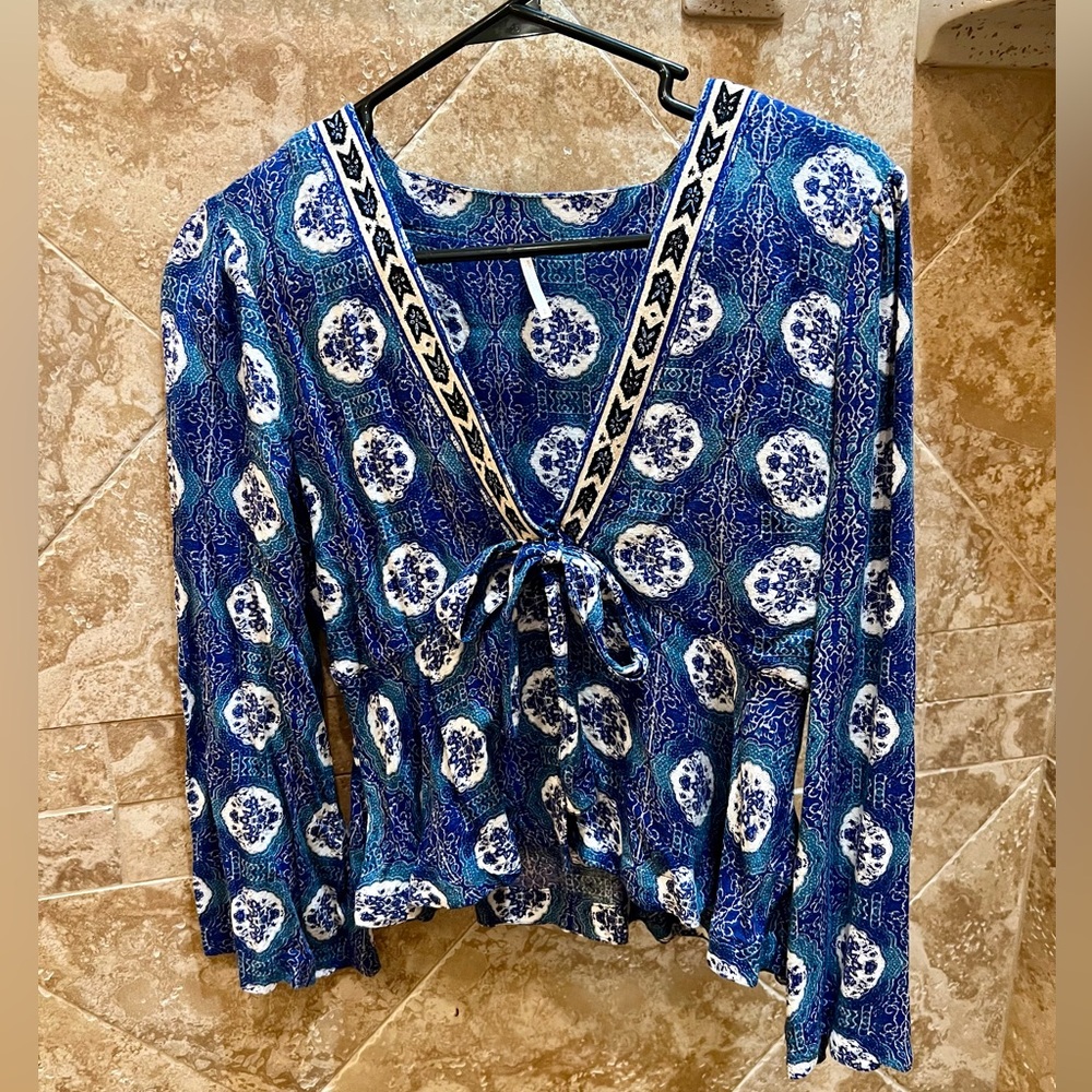 Free People small blouse - Picture 1 of 3